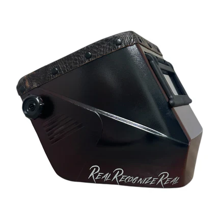 Chameleon "JOLLY™" Square Welding Hood - Image 10